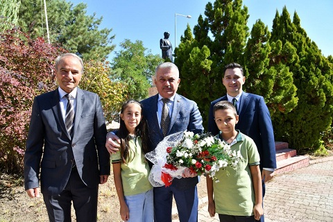 VALİ YAZICI İLÇE ZİYARETLERİNE DEVAM EDİYOR