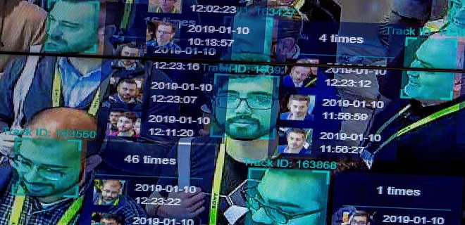 100 kilometreden yüz tanıyan casus kamera icat edildi