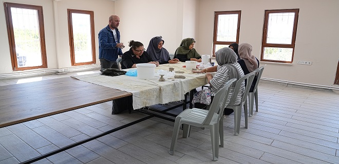 GELİNCİKTEPE KADIN YAŞAM MERKEZİ’NDE KURSLAR BAŞLADI