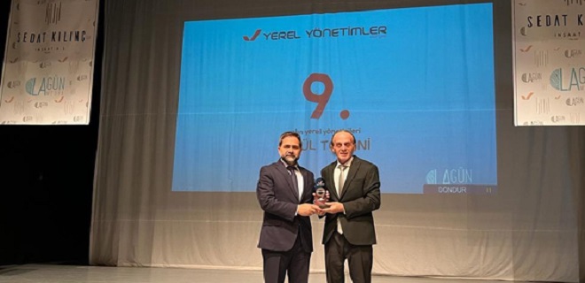 Yılın En İyi Proje Ödülü Başkan Uçar'a Verildi