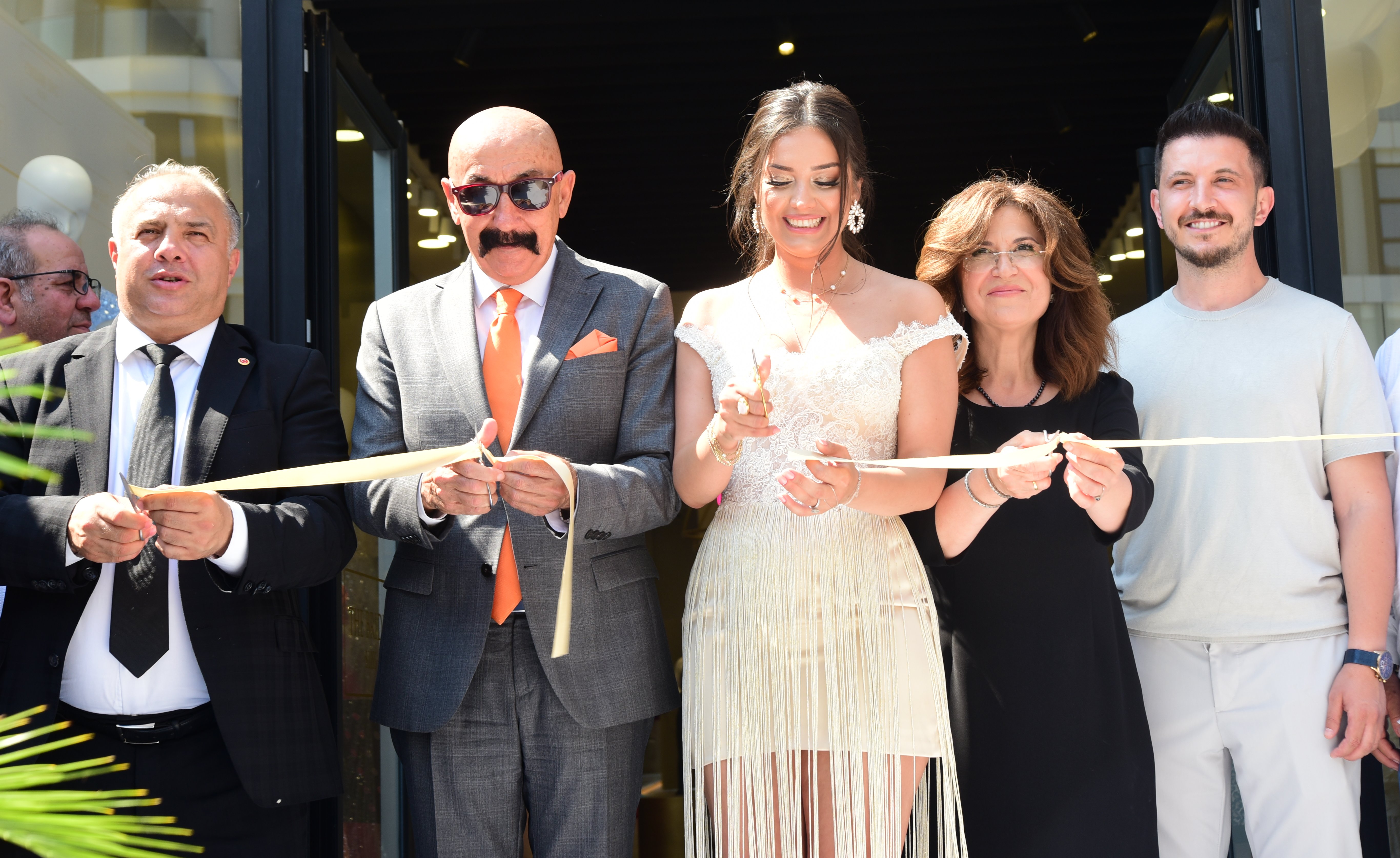 Şıklığınızı kirayalın!