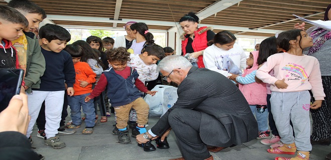 Çocukların Yüzünü Güldürdü