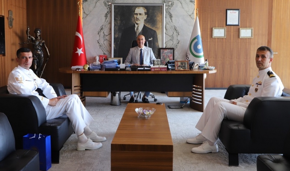 TCG NUSRET MÜZE GEMİSİ KOMUTANINDAN BÜYÜKŞEHİR BELEDİYESİNE ZİYARET