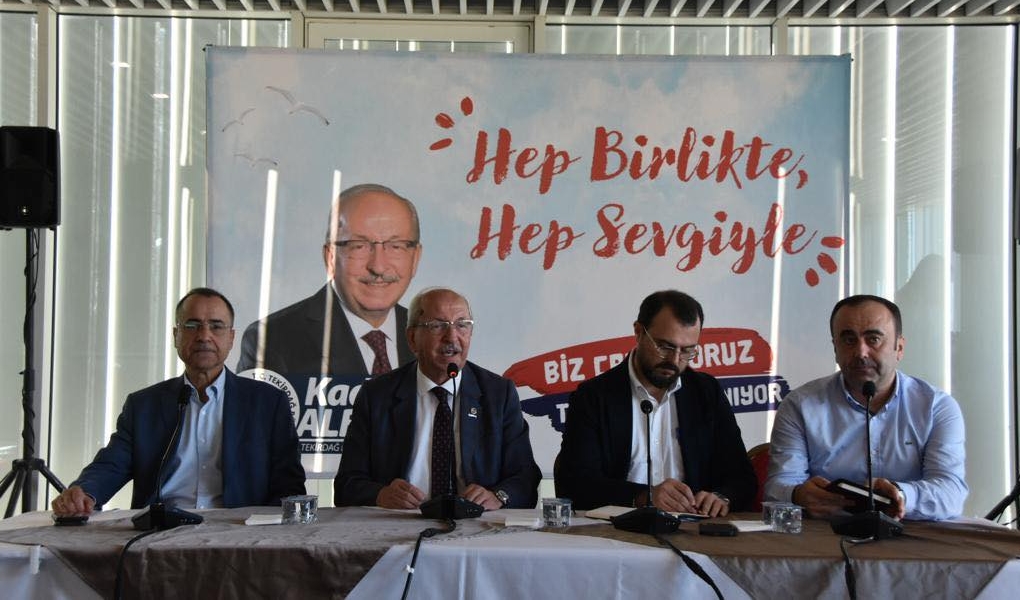 BAŞKAN ALBAYRAK, TOPLU TAŞIMA SİSTEMİNİN PAYDAŞLARI İLE BİR ARAYA GELDİ