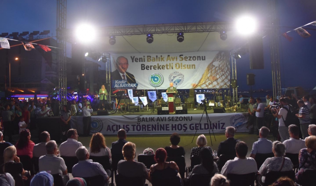 BALIKÇILAR TEKİRDAĞ BÜYÜKŞEHİR BELEDİYESİ İLE BİRLİKTE SEZONU AÇTI