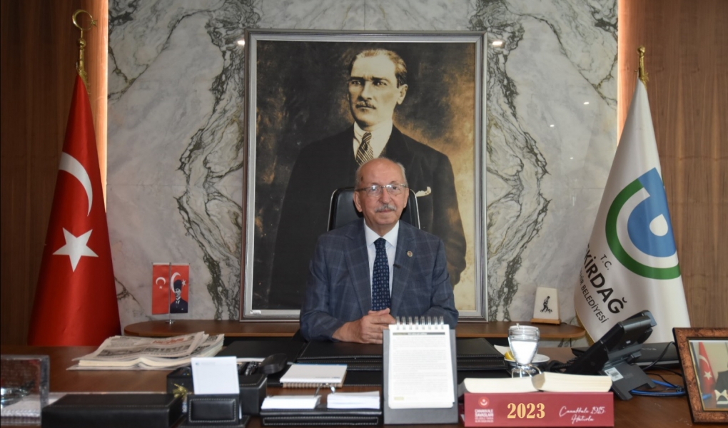 BAŞKAN KADİR ALBAYRAK'IN 25 KASIM KADINA YÖNELİK ŞİDDETLE MÜCADELE GÜNÜ MESAJI