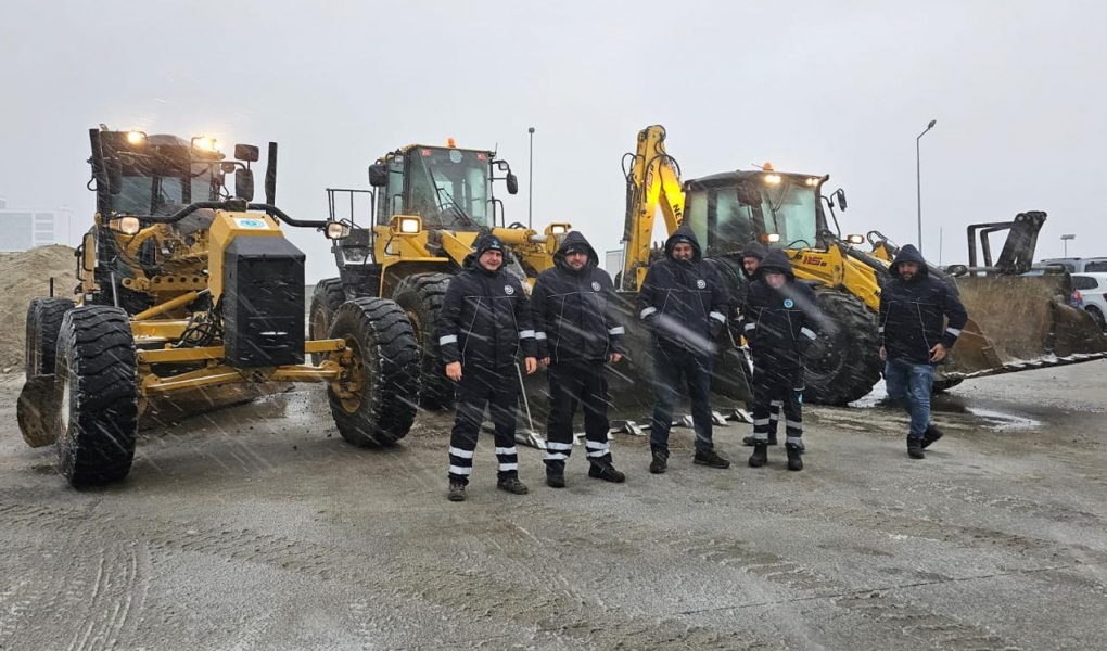BÜYÜKŞEHİR OLUMSUZ HAVA KOŞULLARINA KARŞI VATANDAŞLARIMIZIN YANINDA