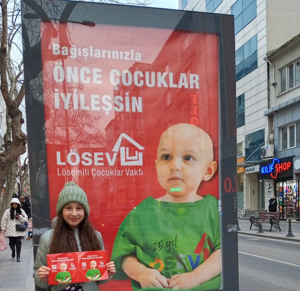Lösemili Çocuklara “Koli Koli Mutluluk”