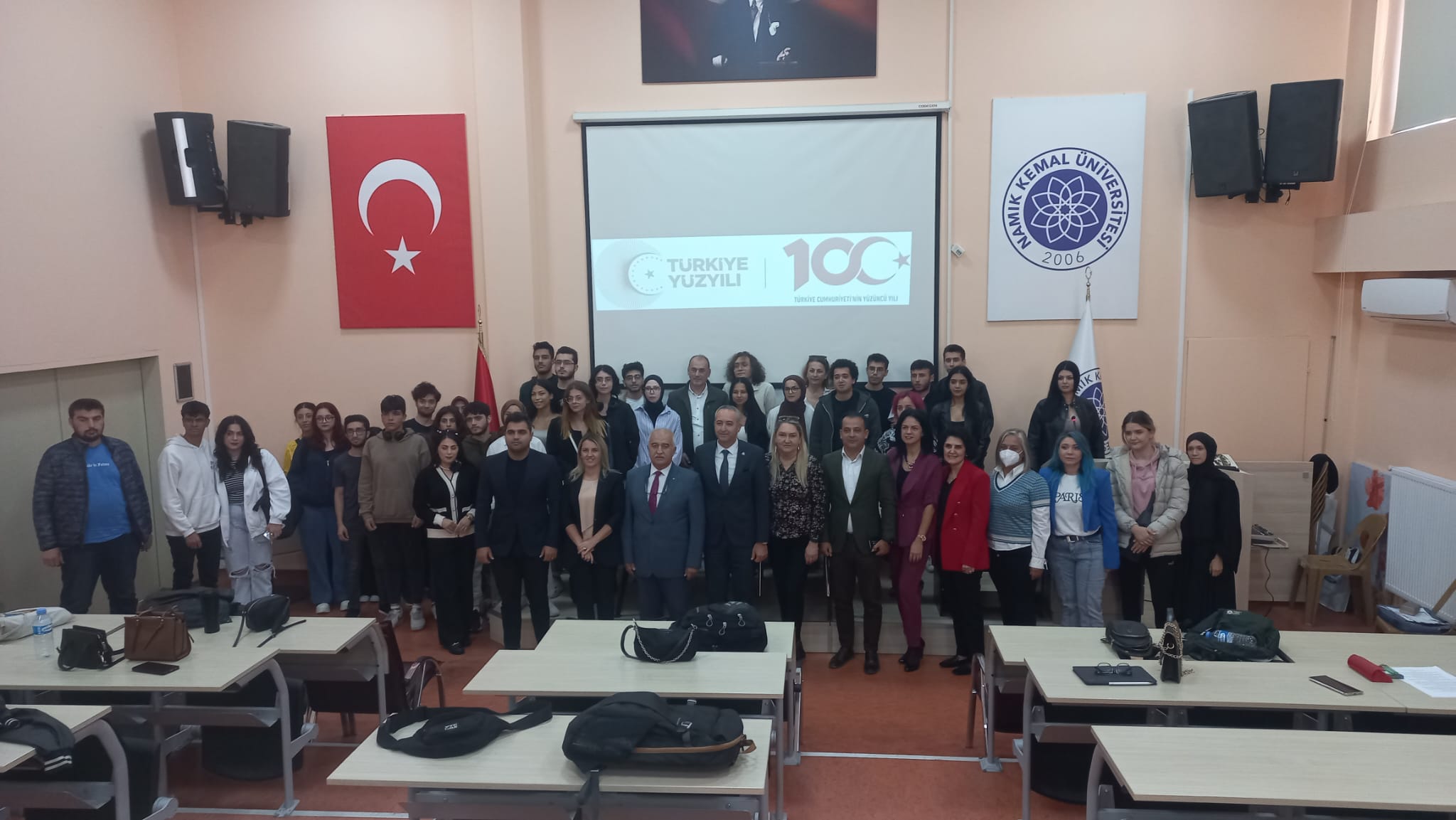 ÇORLU’DAKİ 7 DÖNEL KAVŞAK PROJESİ 