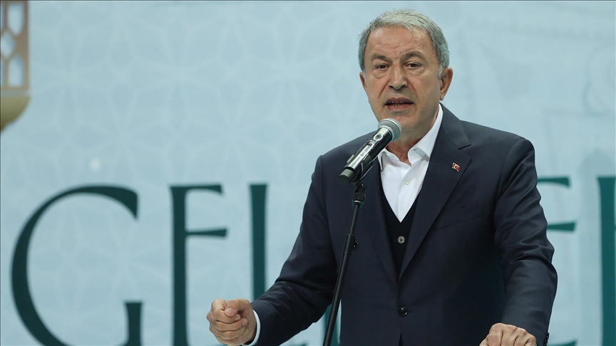 Milli Savunma Bakanı Akar: Mehmetçik, son 3 günde Irak ve Suriye'nin kuzeyinde 18 teröristi etkisiz hale getirdi