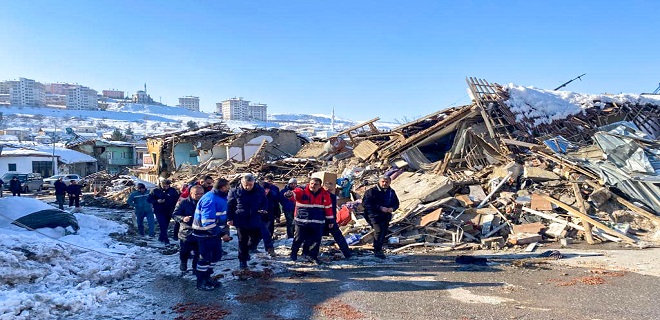 Başkan Gürkan 6 Şubat Depremlerinin yıl dönümünde bir mesaj yayınladı