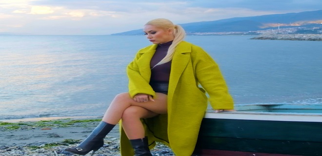 FULYA ÜNAL MÜZİK DÜNYASINA KRALİÇE OLMAK İÇİN DÖNDÜM