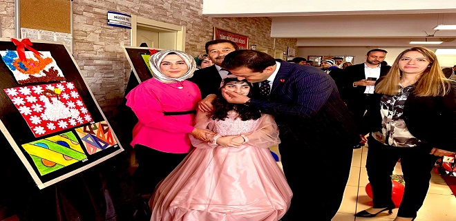 Vatan Aşığı ve Hizmet Sevdalısı