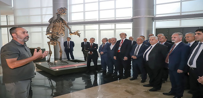 TÜBA Başkanı Şeker ile Beraberindeki Heyet, Biyoçeşitlilik Merkezini Ziyaret Etti