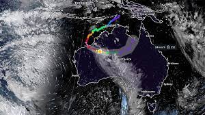 Avustralya'nın batısını etkilemesi beklenen şiddetli Ilsa Kasırgası karaya ulaştı