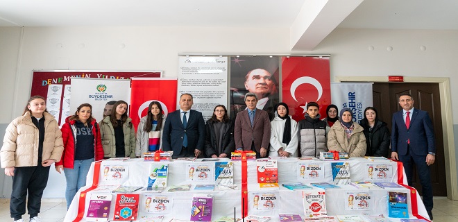 BÜYÜKŞEHİR BELEDİYESİNDEN LİSE ÖĞRENCİLERİNE KAYNAK KİTAP DESTEĞİ