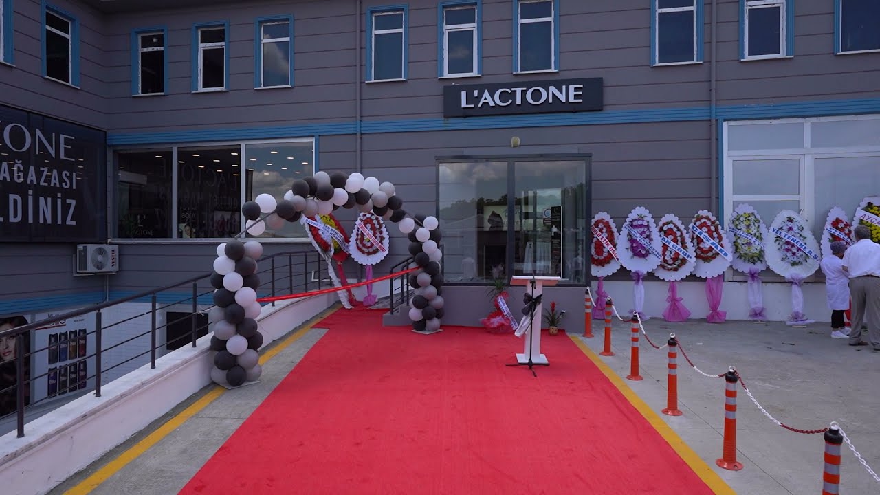 L'ACTONE OUTLET KADINLARIN YENİ GÖZDESİ OLARAK HİZMETE DEVAM EDİYOR.