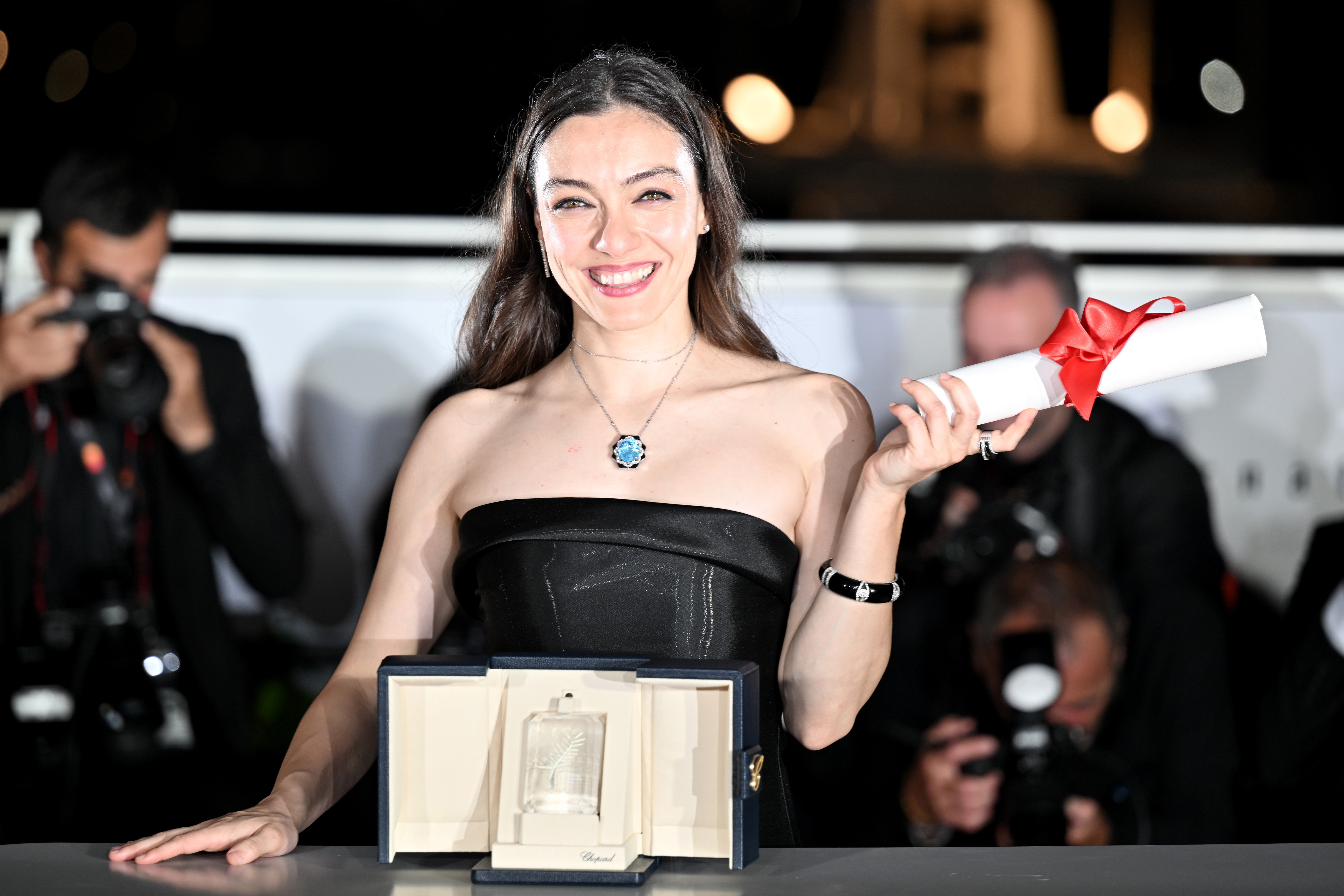 76. Cannes Film Festivali’nde en iyi kadın oyuncu Merve Dizdar