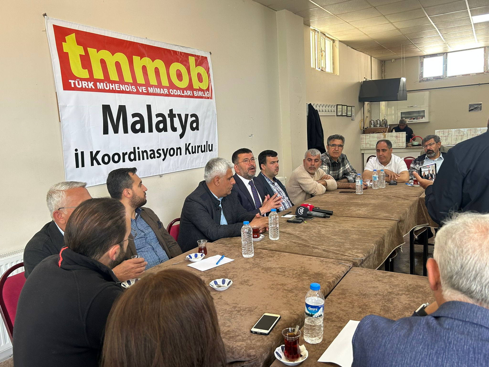 Malatya’dan söylüyorum AKP halen Öcalan ile görüşüyor.