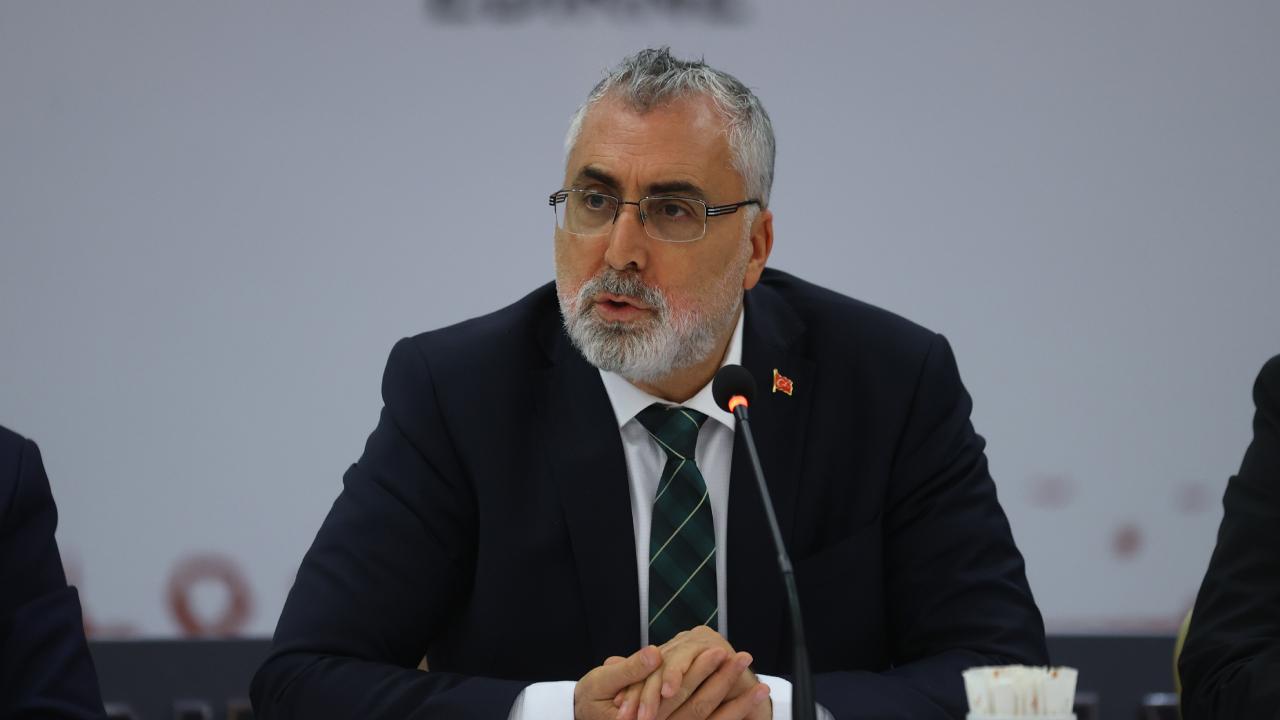 Cumhurbaşkanlığı Kabinesi'nin yeni Çalışma ve Sosyal Güvenlik Bakanı Vedat Işıkhan oldu