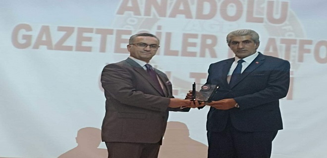 Kazım Erayabakan’a Başarı Ödülü 