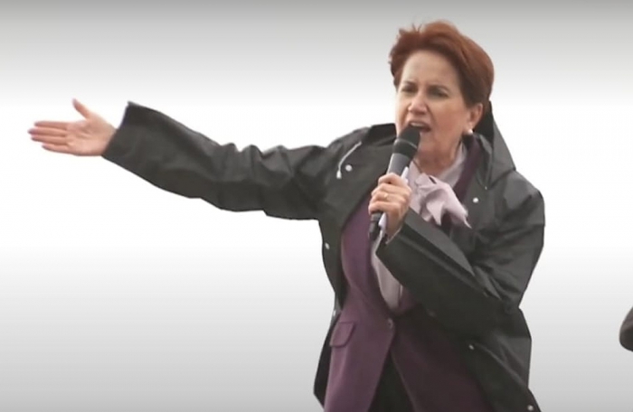 Akşener, Erzurum’da konuştu, iktidarı eleştirdi: