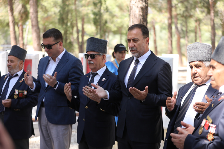 SİLİVRİLİ KIBRIS GAZİLERİ ŞEHİTLER DİYARI ÇANAKKALE’Yİ GEZDİ