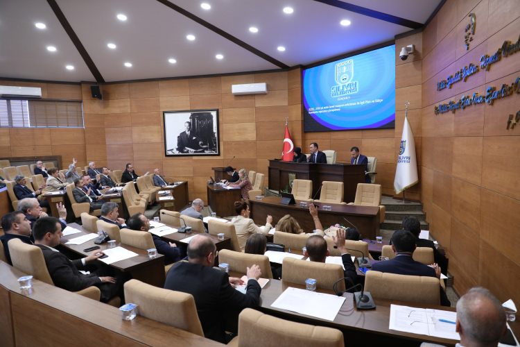 SİLİVRİ BELEDİYE MECLİSİ İSRAİL’İ KINADI