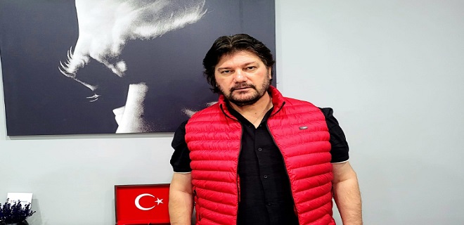 SANATÇI AHMET ŞAFAK’TAN 100. YIL MARŞI