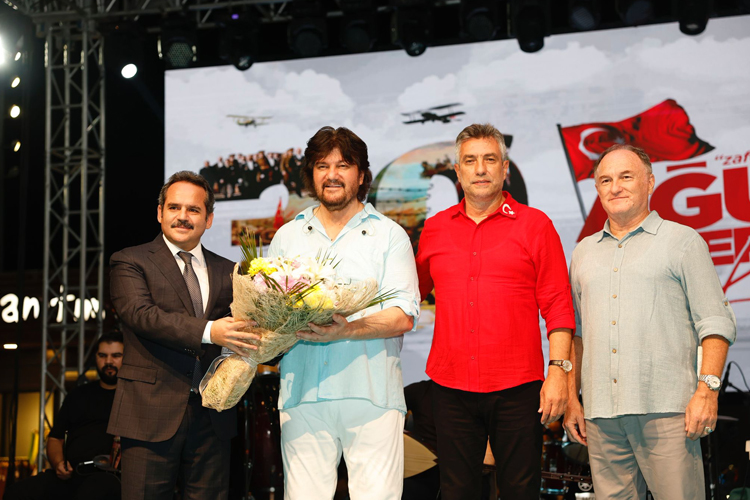 ŞİLE’DE AHMET ŞAFAK FIRTINASI