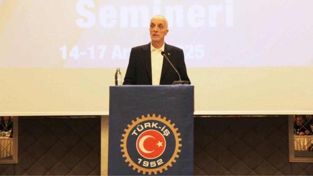 TÜRK-İŞ Yönetici Eğitim Semineri İstanbul’da Gerçekleştirildi