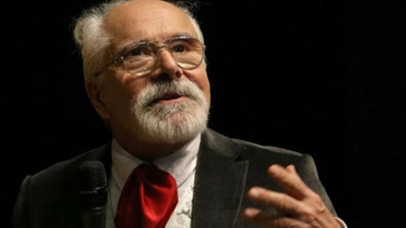 Emre Kongar adayını açıkladı