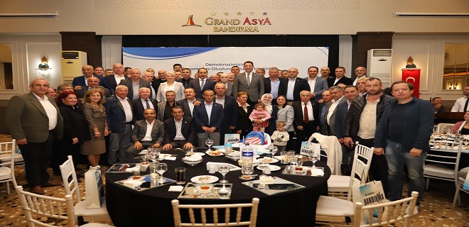 BANDIRMA’DA 19 EKİM MUHTARLAR GÜNÜ KUTLANDI