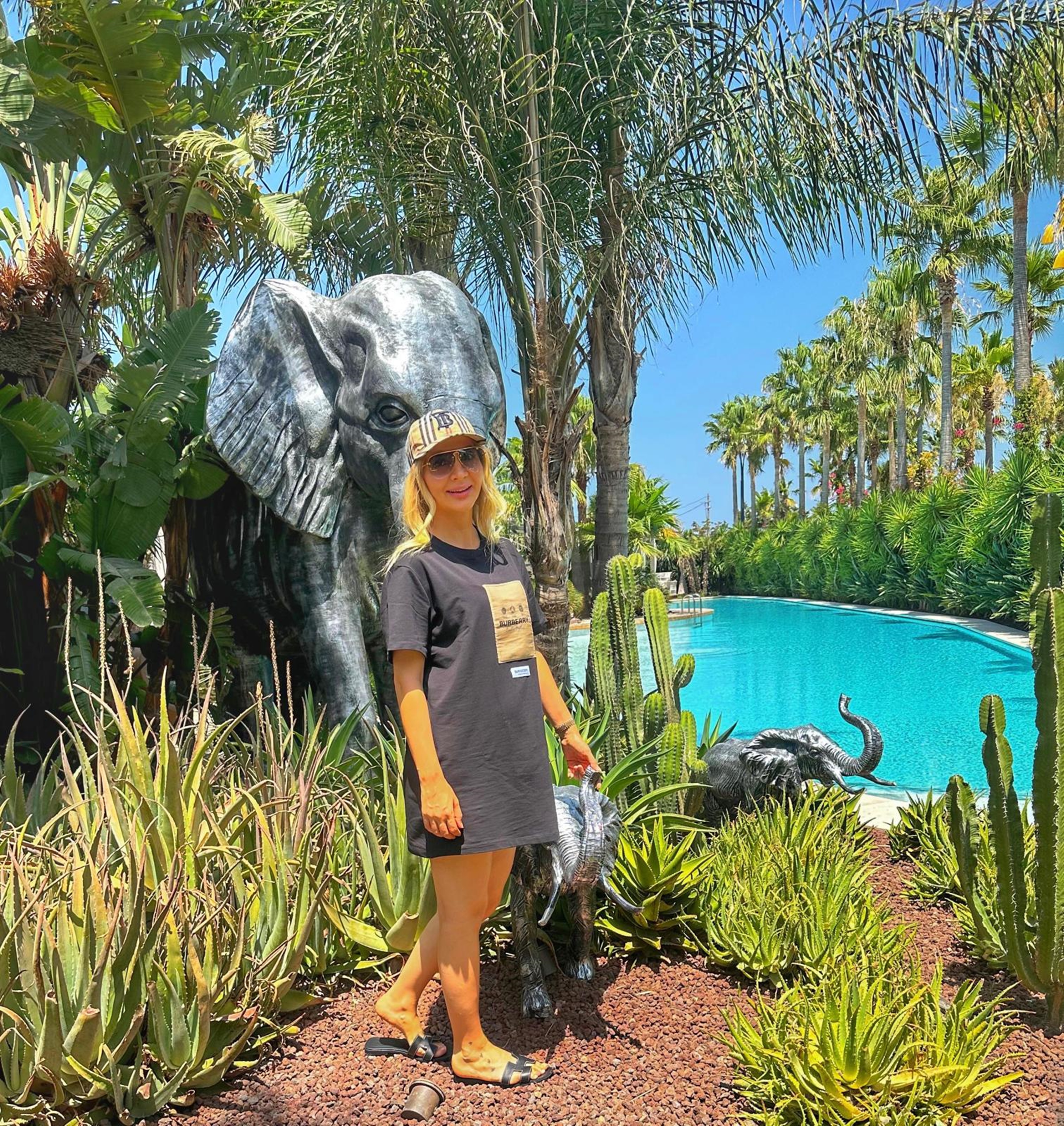 MERVE MERMER'İN ÇEŞME TATİLİ