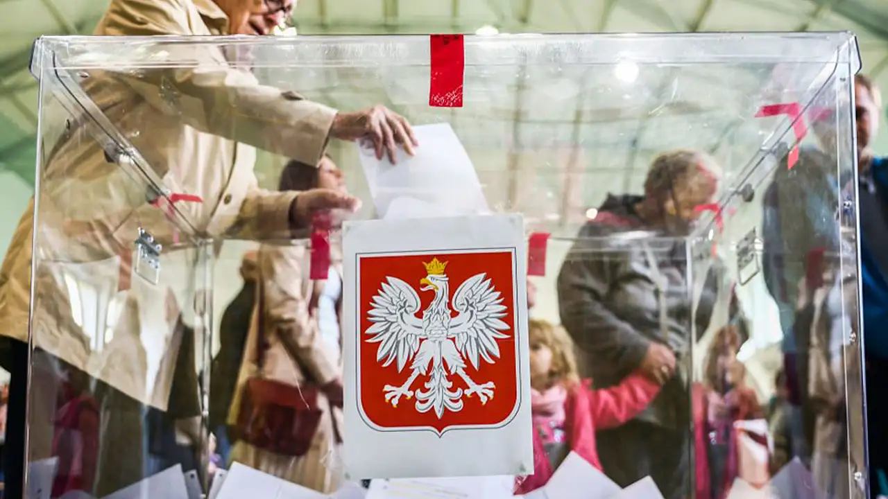 Polonya'da yarın cumhurbaşkanı seçimi yapılacak