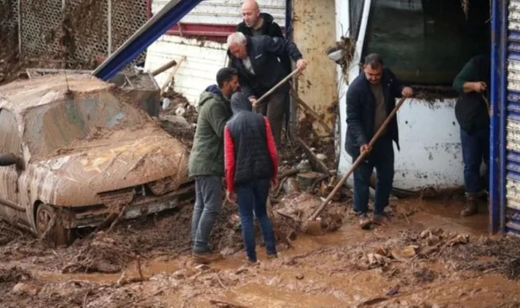 Şanlıurfa'da sağanak nedeniyle eğitim öğretime yarın da ara verildi