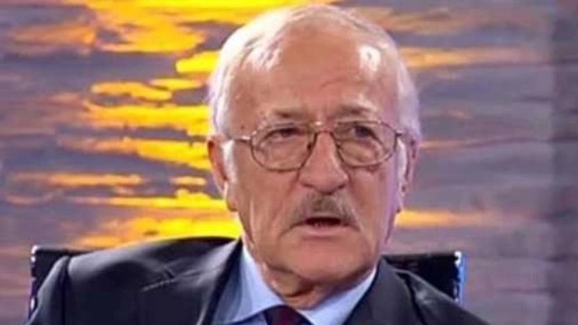 Fenerbahçe'nin unutulmaz isimlerinden Ziya Şengül hayatını kaybetti